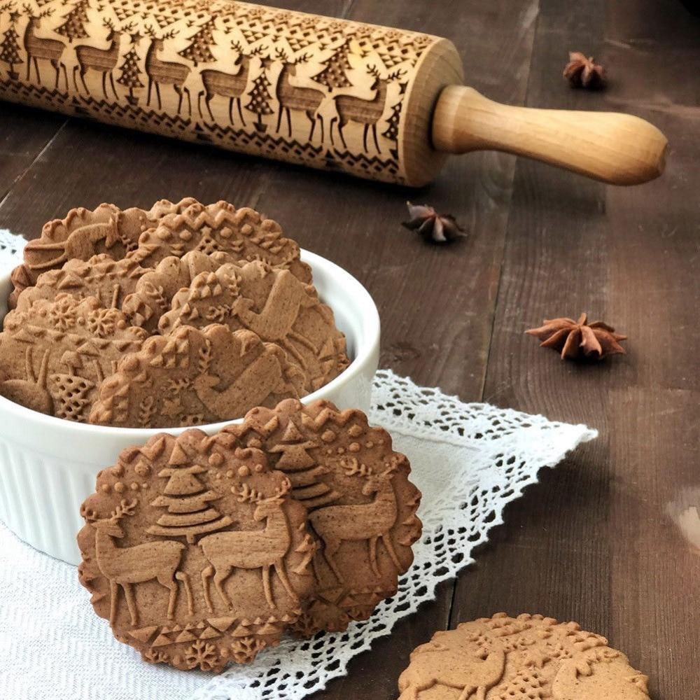 CHRISTMAS REINDEERS ROLLING PIN